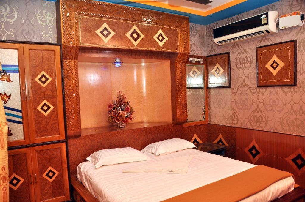 Hotel Shri Swarna'S Palace - A Business Class Hotel Tiruchirappalli Ngoại thất bức ảnh