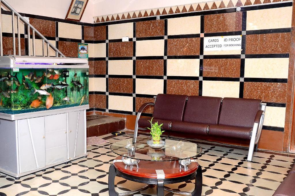 Hotel Shri Swarna'S Palace - A Business Class Hotel Tiruchirappalli Ngoại thất bức ảnh